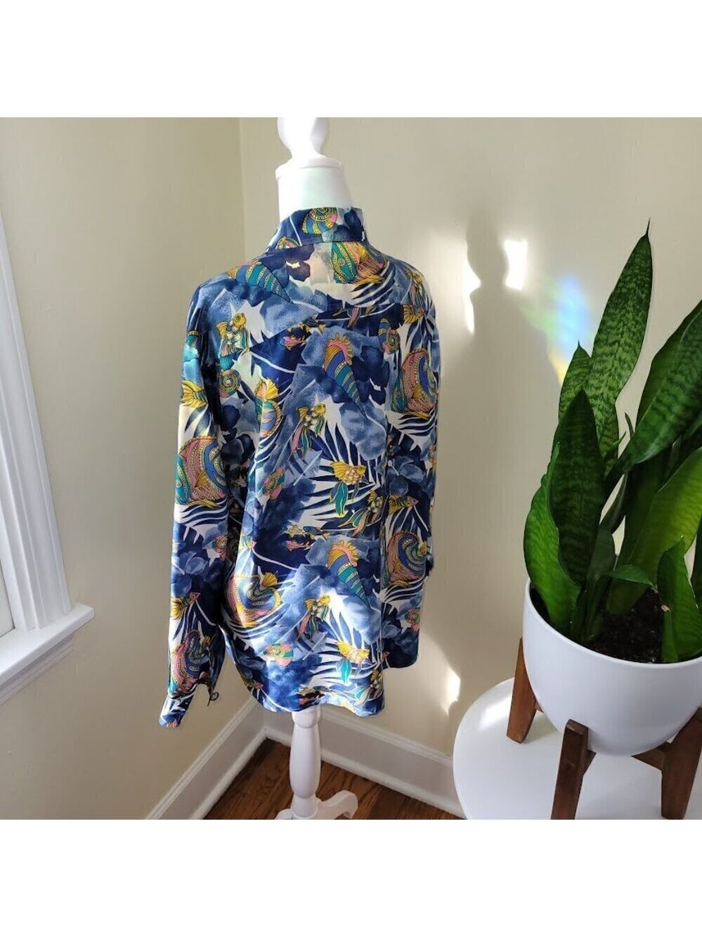 S.L.B. Ocean Silk Blouse Tropical Fish Print Multicolored Shirt Women's Size S - Picture 5 of 13
